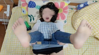 极品女神性爱流出白虎美穴网红娜娜爆款新作-翘二郎腿沙发震骑乘做爱操白虎穴 国语中文