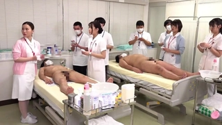 【国产馆】混血小仙女沉迷男友的J8无法自拔，舔了又舔精液一滴不剩全部吃完