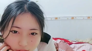 头皮上长了毛囊炎疙瘩怎么治疗天使00后娃娃音喷尿，首发91