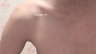 妹子勾引快递员拿到披萨酱 - EllieMoore (WetFoxes)